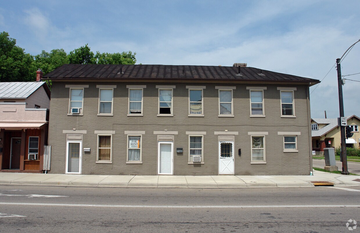 Building Photo - 125 N 1st St