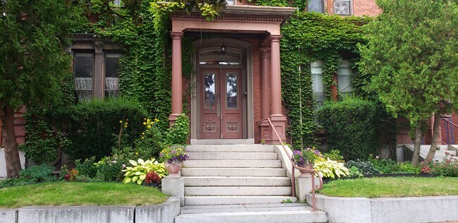 Foto del edificio - 17 Deering St