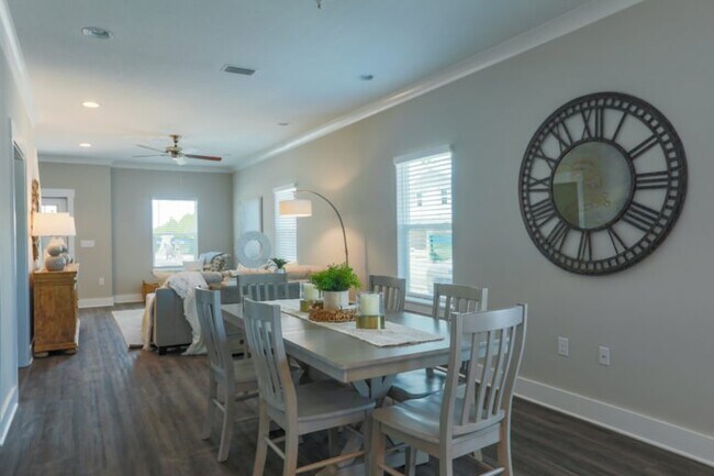 Foto del edificio - 229 N Sand Palm Rd