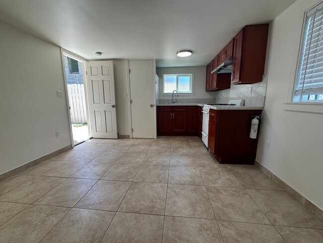Photo - 1717 Kewalo Street Apartment