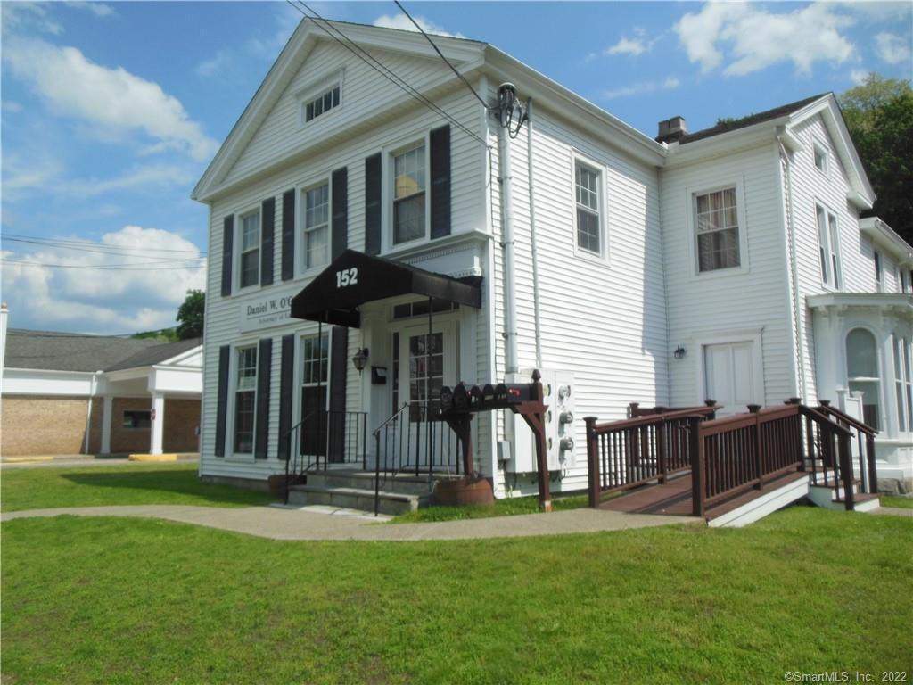 Primary Photo - 152 Greenwood Ave