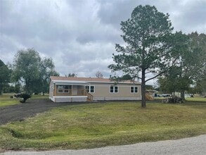 Building Photo - 2210 Arapahoe Dr