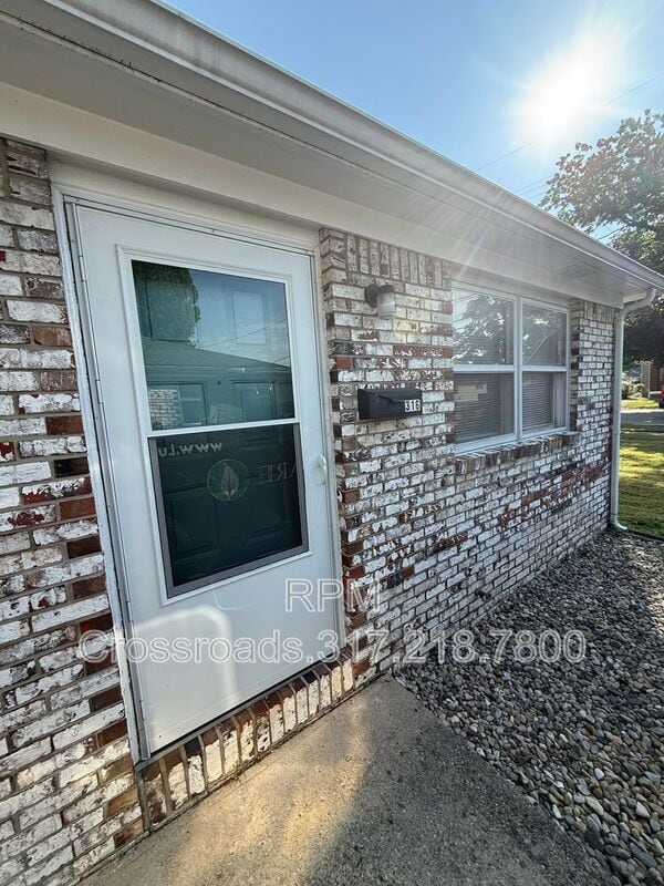 Primary Photo - 316 S Green St