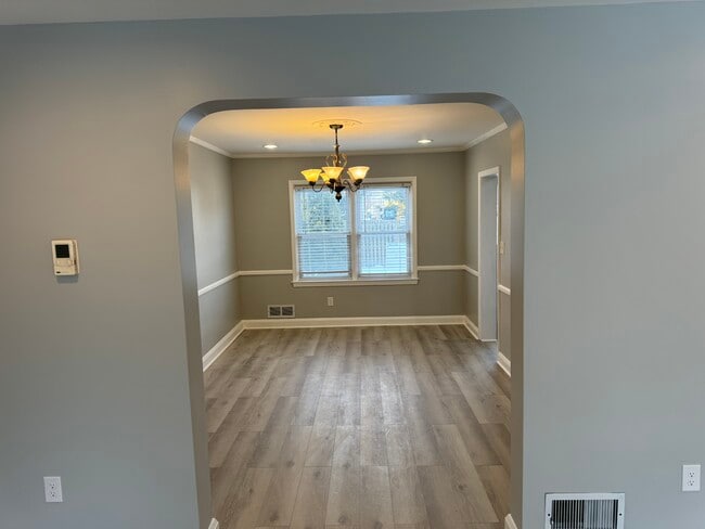 Dinning room - 970 Radcliffe Rd
