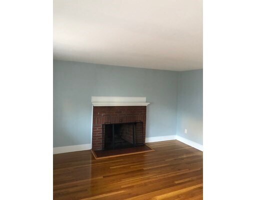 Building Photo - 406 Ferry St