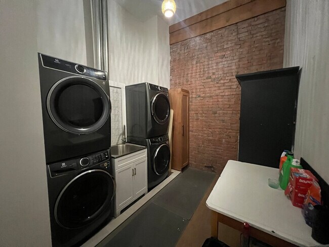 Photo du bâtiment - 501 2 Avenue-SI ID1386640P