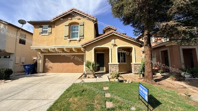 Building Photo - 846 Papaya St