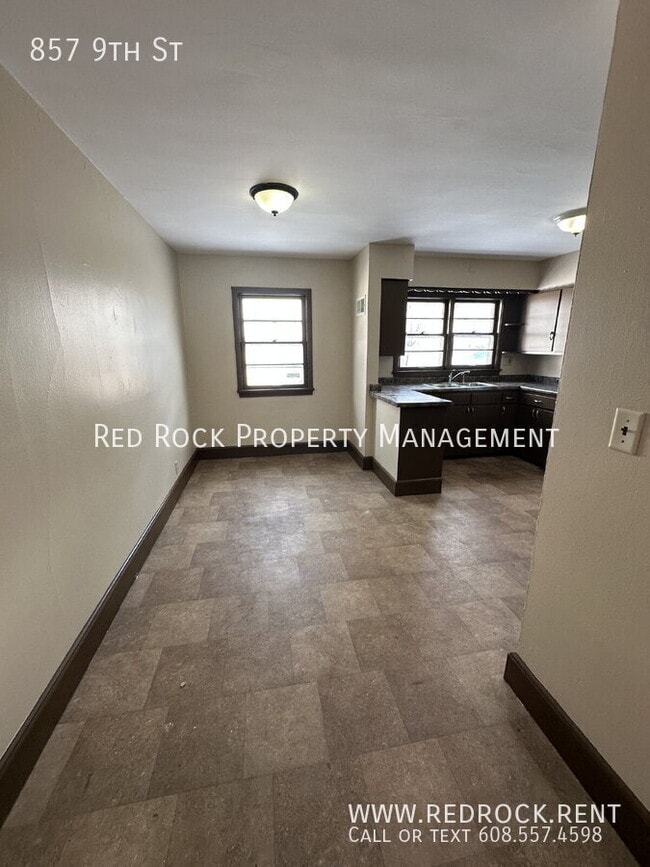 Building Photo - 857 9th St