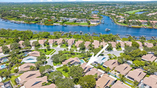 Building Photo - 310 Leeward Dr