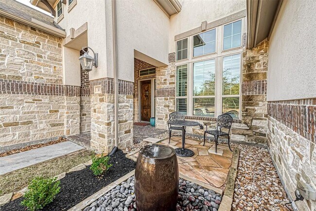 Building Photo - 30 Argosy Bend Pl