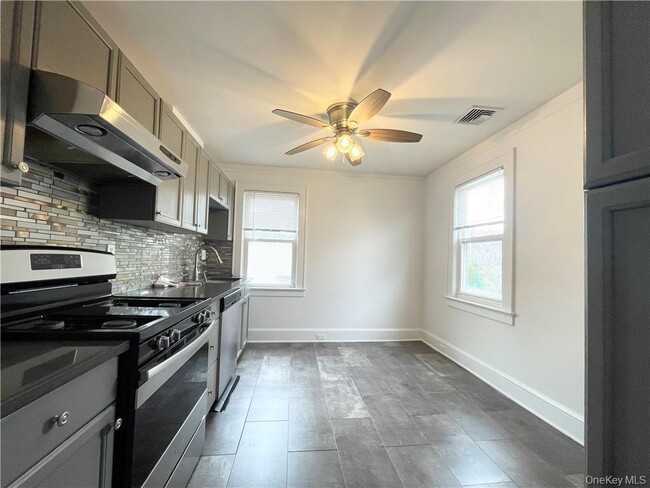 Foto del edificio - 78 1st St