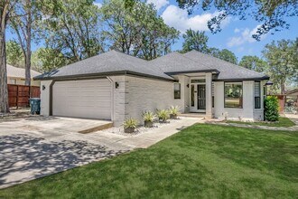 Building Photo - 1038 Madeline St