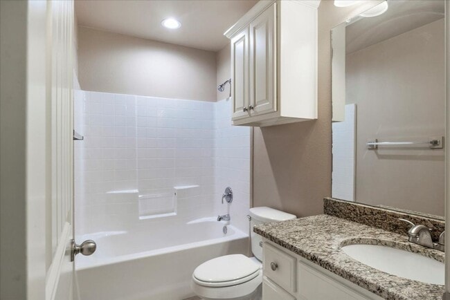 Building Photo - Stonebridge Villas #4037