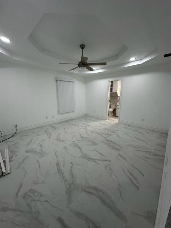 Foto del edificio - 5300 N Hiawatha Dr