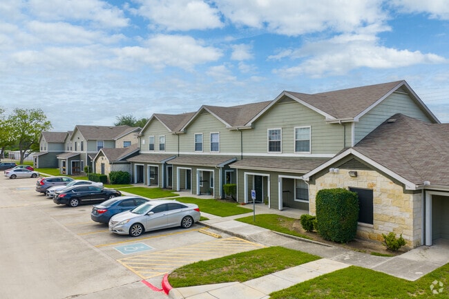 Building Photo - Stone Ranch Townhomes
