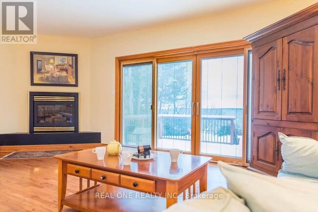 Building Photo - 86 Morrison Ave