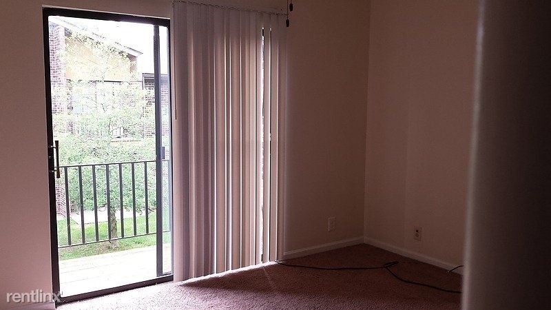 Primary Photo - 1 br, 1 bath Condo - 7068 Wildwood Circle 150