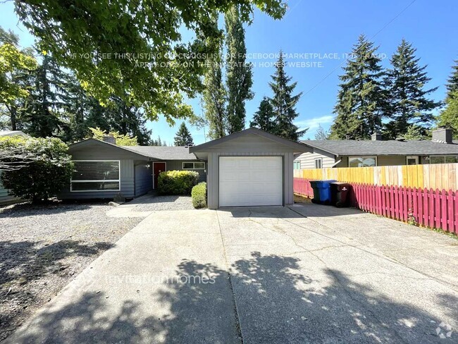 Building Photo - 2155 N 155th St
