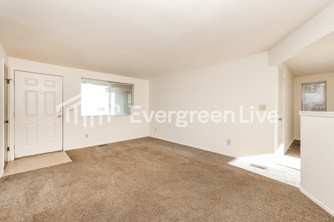 Building Photo - 7364 Brandt Pike