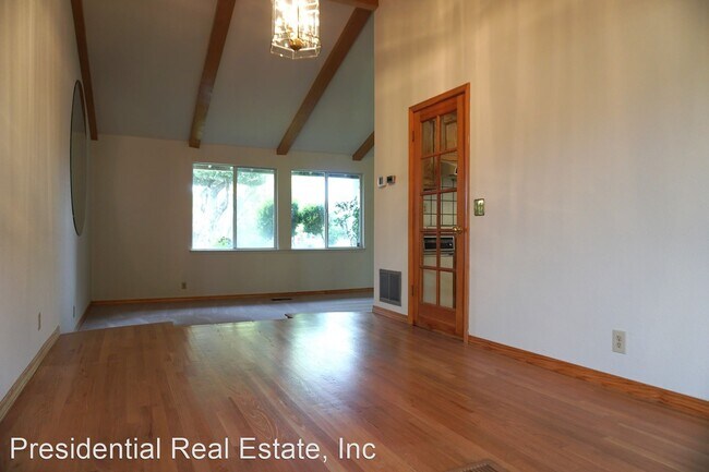 Foto del edificio - 4 br, 3 bath House - 332 Avenida Arboles