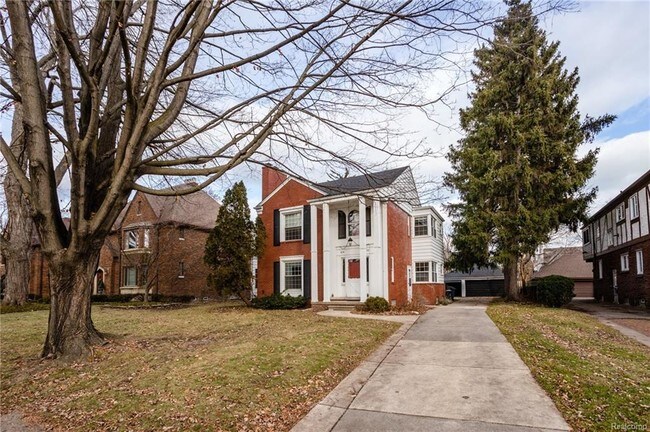 Building Photo - 472 Neff Rd