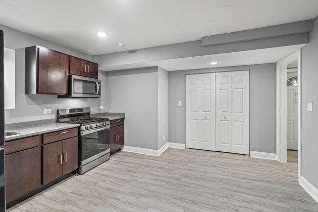 Foto del edificio - 1841 S Kedzie Ave