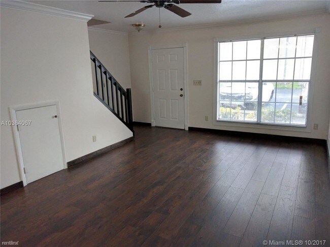 Foto del edificio - 2929 Dorchester Ln