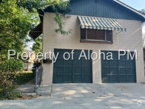 Building Photo - 2720 W Heron St