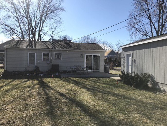 Foto del edificio - 109 N Eagle St