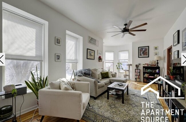 Photo - 2732 W Chicago Ave Apartment