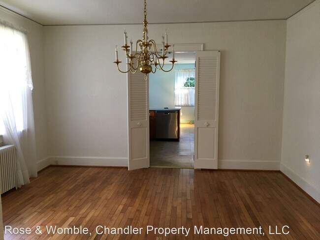 Building Photo - 3 br, 2 bath House - 138 E. Arden Circle