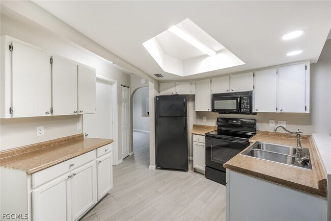 Foto del edificio - 9 Jefferson Ave