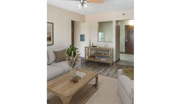 Building Photo - Friendship Towers Corsicana