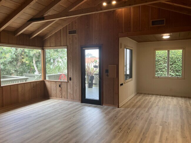 Building Photo - 1225 Silverado St