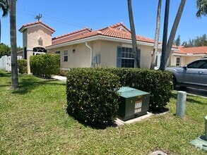 Building Photo - 7565 Edisto Dr