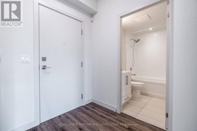 Building Photo - 2081 Fairview St