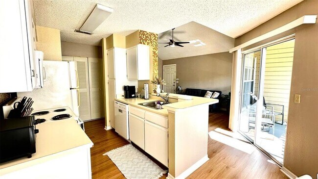 Foto del edificio - 1065 S Hiawassee Rd