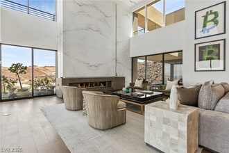 Building Photo - 804 Dragons Eye Dr