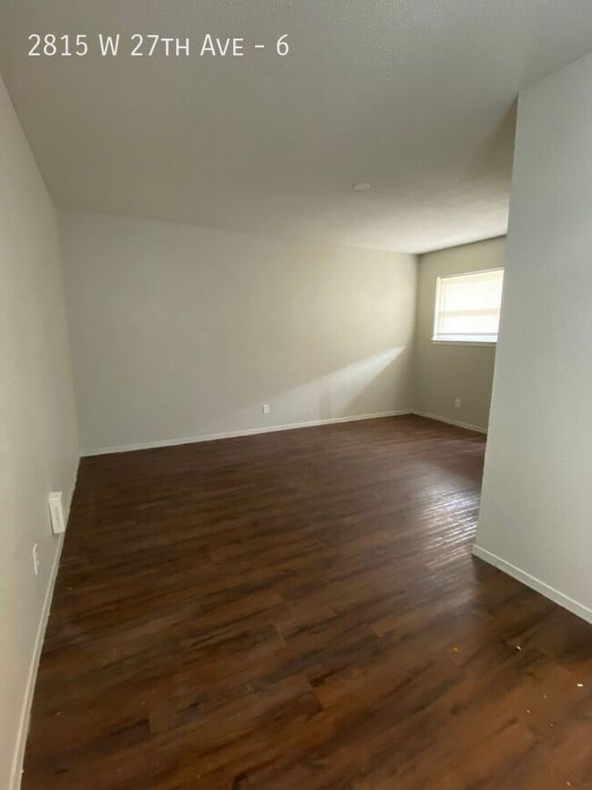 Building Photo - 2815 SW 27th Ave