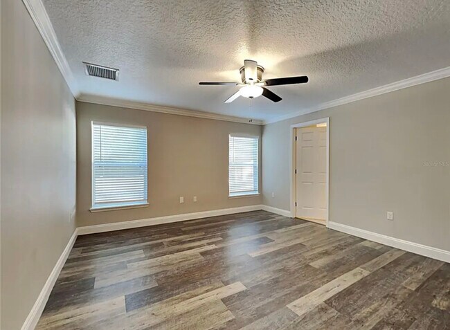 Building Photo - 11712 Colony Lakes Blvd