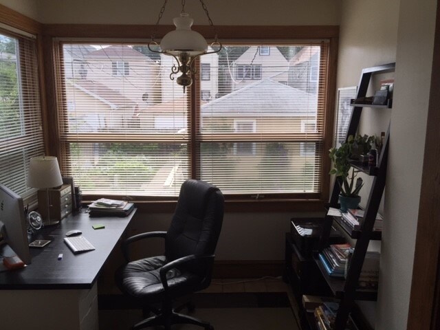 Foto del interior - 4518 N Saint Louis Ave
