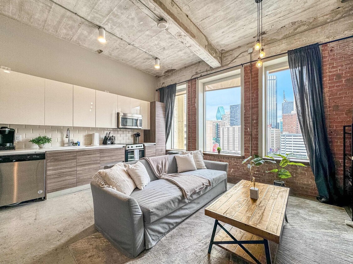 Foto principal - 555 Evergreen St