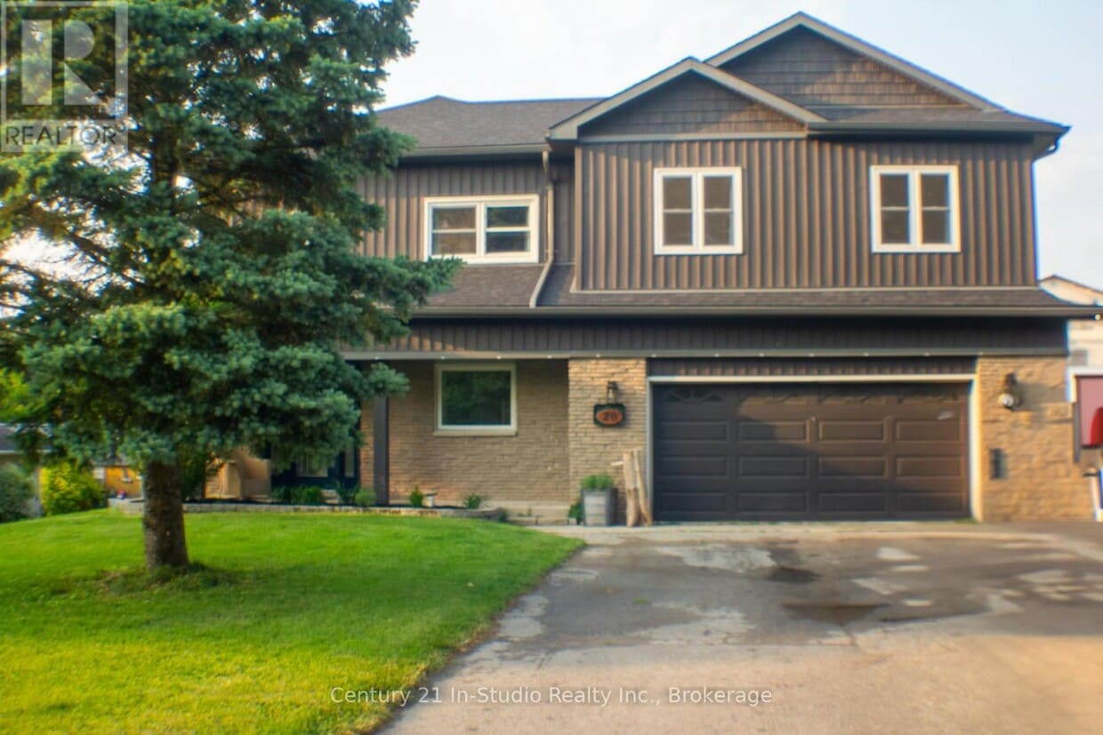 Primary Photo - 20 Mohawk Crescent
