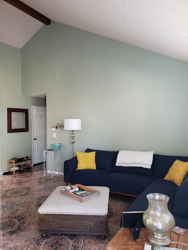 Foto principal - 1435 W 146th St