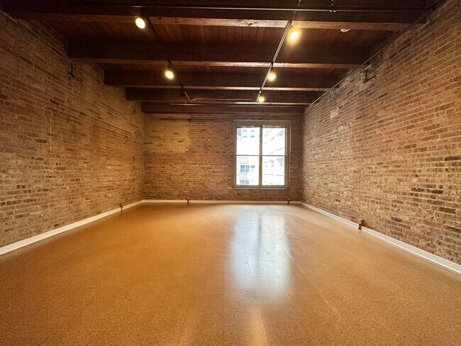 Building Photo - 540 N Lake Shore Dr