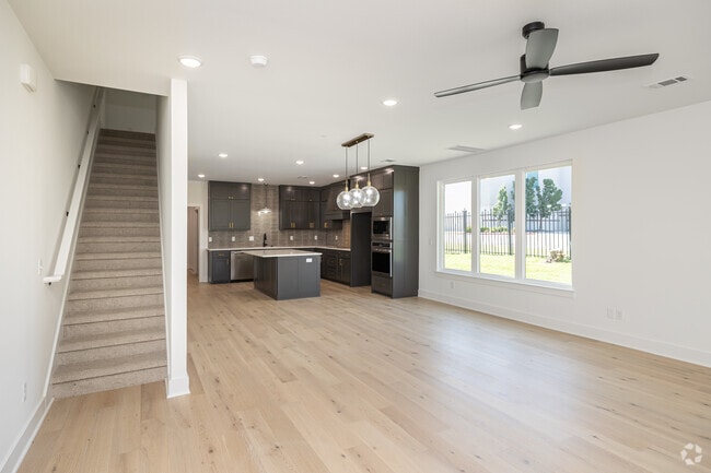 3BR, 2.5BA - 2,147SF - Living Room - Townhomes at Scottsdale