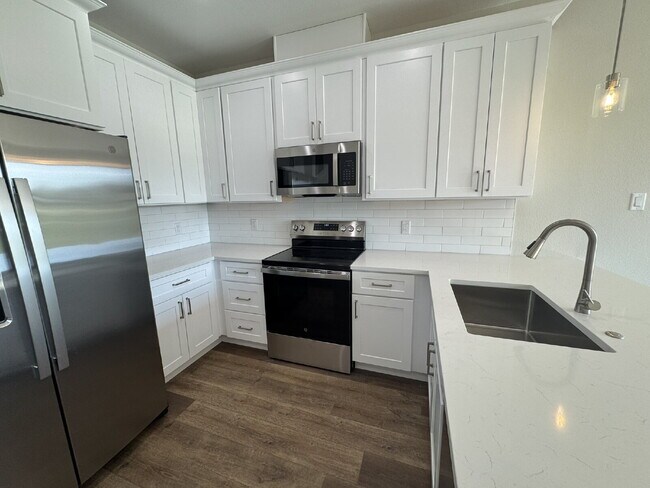 Foto del edificio - Upgrade your living experience across from...