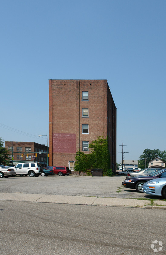 Foto del edificio - 502 McKinley Ave NW