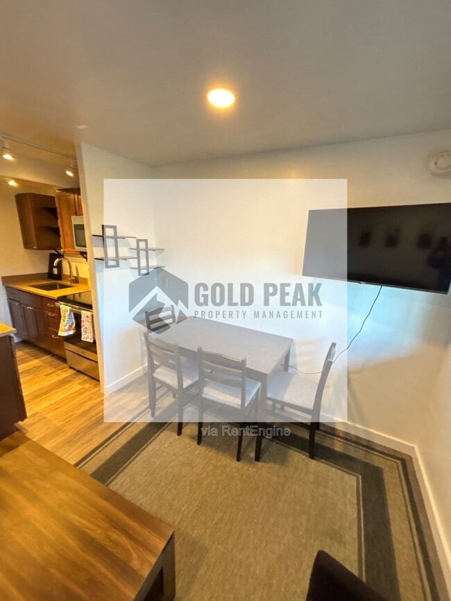 Building Photo - 3295 Apres Ski Way