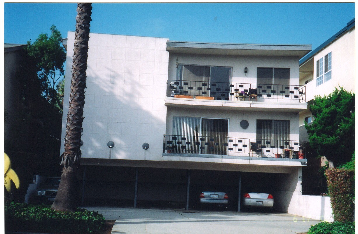 Primary Photo - 833 Lincoln Blvd